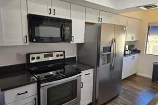 7940 E Colette Cir, Tucson, AZ 85710 - Photo 9