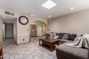 1988 S Longfellow Pl, Tucson, AZ 85711 - Photo 5