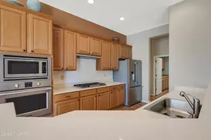 1894 E Longspur Pl, Green Valley, AZ 85614 - Photo 13