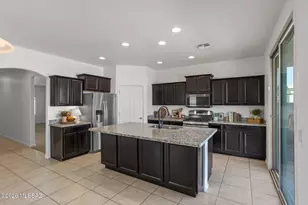 272 West Herschel H. Hobbs Place, Vail, AZ 85641 - Photo 11