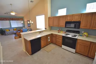 9532 N Twinkling Shadows Way, Tucson, AZ 85743 - Photo 13