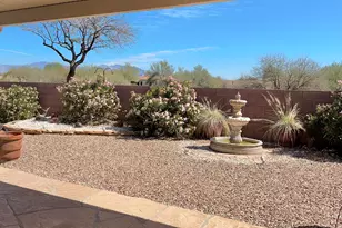 9532 N Twinkling Shadows Way, Tucson, AZ 85743 - Photo 3