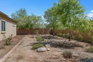 8129 N Circulo El Palmito, Tucson, AZ 85704 - Photo 39