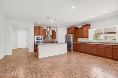 8129 N Circulo El Palmito, Tucson, AZ 85704 - Photo 11