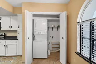 681 W Camino Del Poso, Green Valley, AZ 85614 - Photo 13