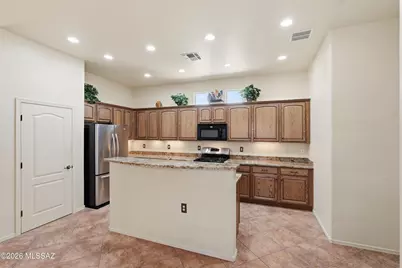 2109 W Escondido Canyon Drive, Green Valley, AZ 85622 - Photo 27
