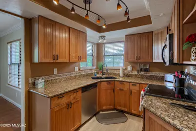 6651 N Campbell Avenue #286, Tucson, AZ 85718 - Photo 9