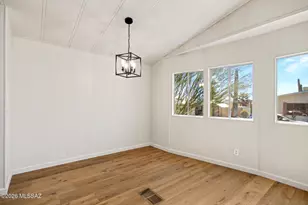 5422 W Circle Z St, Tucson, AZ 85713 - Photo 5