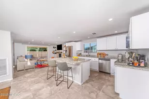 525 N Bonanza Ave, Tucson, AZ 85748 - Photo 13