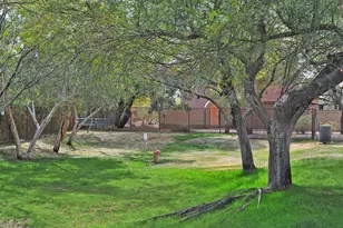 381 E Calderwood Rd, Tucson, AZ 85704 - Photo 45