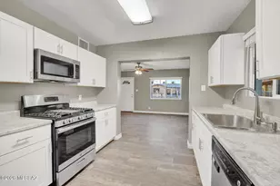 2313 E 23rd St, Tucson, AZ 85713 - Photo 7