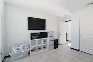 7528 W Portugal Pl, Tucson, AZ 85757 - Photo 19