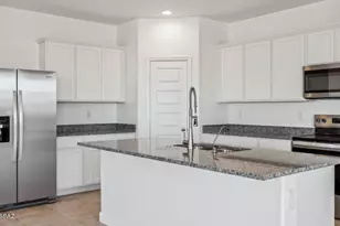 9753 N Heavenly Bamboo Dr, Marana, AZ 85653 - Photo 3