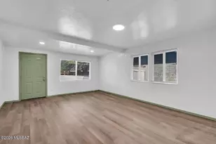 1721 E Blacklidge Dr, Tucson, AZ 85719 - Photo 9