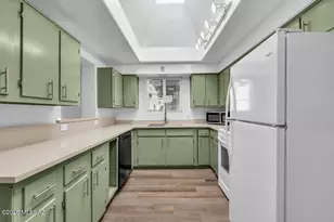 1721 E Blacklidge Dr, Tucson, AZ 85719 - Photo 5