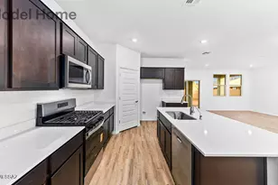 8644 W Soaptree Yucca Pl, Marana, AZ 85653 - Photo 15