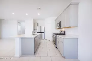 12490 W Gini Ln, Marana, AZ 85653 - Photo 5