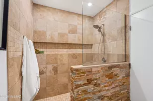 9131 N Veridian Dr, Tucson, AZ 85743 - Photo 15