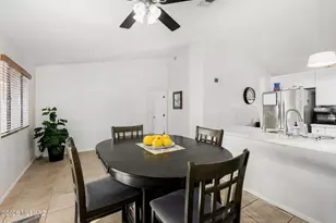 9954 E Desert Aire Dr, Tucson, AZ 85730 - Photo 19