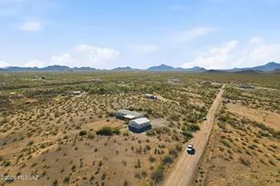 17911 W Husker Ln, Marana, AZ 85653 - Photo 49