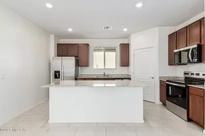 9253 N Agave Gold Road, Tucson, AZ 85742 - Photo 11