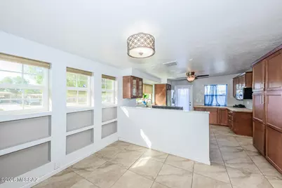 7471 E Victoria Drive, Tucson, AZ 85730 - Photo 9