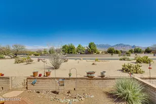 3925 S VÃ­a De Cristal, Green Valley, AZ 85614 - Photo 19