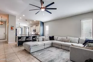 9709 N Hebden Way, Marana, AZ 85653 - Photo 13