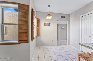 1085 W Camino Sagasta, Green Valley, AZ 85622 - Photo 13