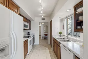 3940 E Timrod St, Tucson, AZ 85711 - Photo 17