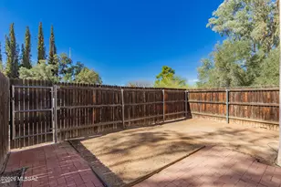 1949 N Swan Rd, Tucson, AZ 85712 - Photo 27