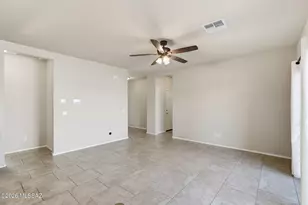 8872 W Curzon Rd, Marana, AZ 85653 - Photo 9