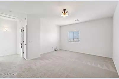 11372 W Smooth Pumice Street, Marana, AZ 85658 - Photo 17