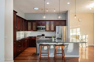 241 W Carlynn Cliff Pl, Oro Valley, AZ 85755 - Photo 5