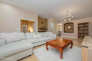 241 W Carlynn Cliff Pl, Oro Valley, AZ 85755 - Photo 9