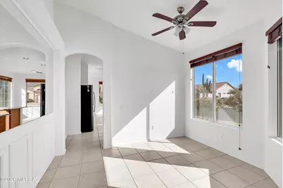 7819 W Red Clay Lane, Tucson, AZ 85743 - Photo 11