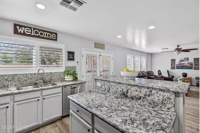 12878 N Desert Olive Drive, Oro Valley, AZ 85755 - Photo 7