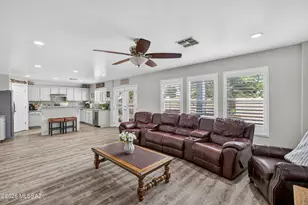 12878 N Desert Olive Dr, Oro Valley, AZ 85755 - Photo 9