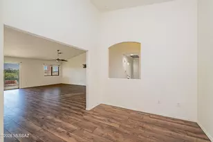 7720 E Big Meadow Dr, Tucson, AZ 85756 - Photo 13