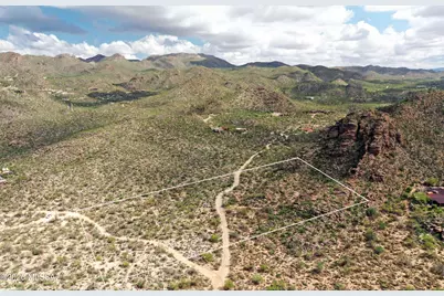 13610 N Sacred Canyon Road, Tucson, AZ 85742 - Photo 3