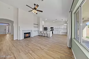 10036 N Blue Crossing Way, Tucson, AZ 85743 - Photo 11