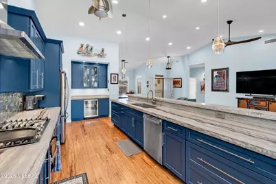 8977 N Treasure Mountain Drive, Tucson, AZ 85742 - Photo 13