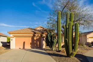 9238 N Crimson Stone Pl, Tucson, AZ 85743 - Photo 25