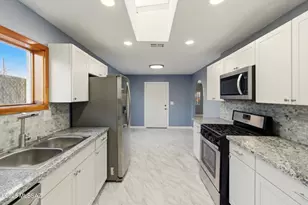 432 E 30th St, Tucson, AZ 85713 - Photo 17