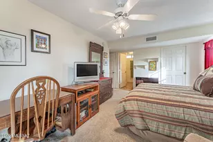 1051 W Camino Sagasta, Green Valley, AZ 85622 - Photo 33