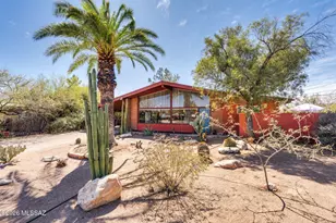 824 E Mitchell Dr, Tucson, AZ 85719 - Photo 3