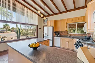 824 E Mitchell Dr, Tucson, AZ 85719 - Photo 13