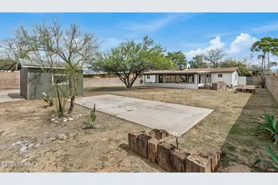 1801 N Cloverland Avenue, Tucson, AZ 85712 - Photo 33