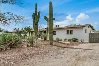 1801 N Cloverland Avenue, Tucson, AZ 85712 - Photo 5