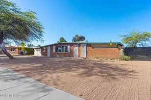 634 S Kellond Pl, Tucson, AZ 85710 - Photo 9